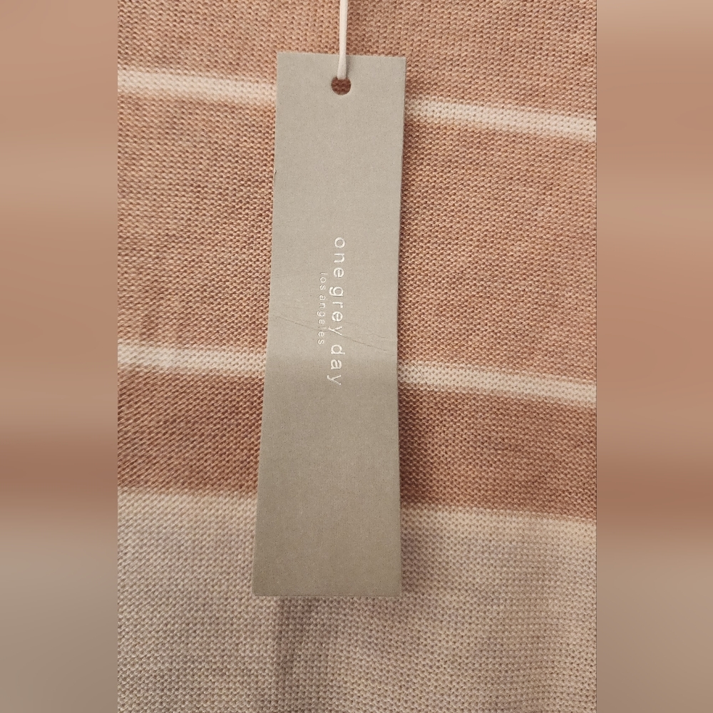 One grey day long open front duster in tan and gray stripes. Size Large - Picture 8 of 10